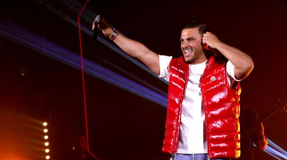 کنسرت آرمین زارعی در فروردین 1403