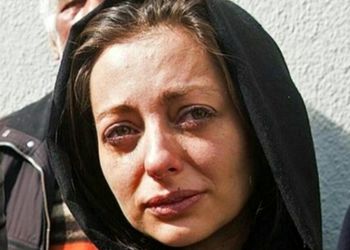 نفیسه روشن:پیشنهاد غیراخلاقی را با چشم خودم دیدم...کارگردان سرشناسی به من گفت: اگر 23 میلیارد بیاوری، ....! مانده بودم با اجاره‌خانه‌ام چه کنم....