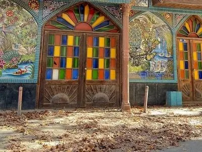 فیلم/ سفر نوستالژیک به خانه  قدیمی محمدرضا شجریان؛ جایی که خشت خشت آن بوی موسیقی و اصالت می دهد/ معماری این خانه شما را به دهه 40 می برد!