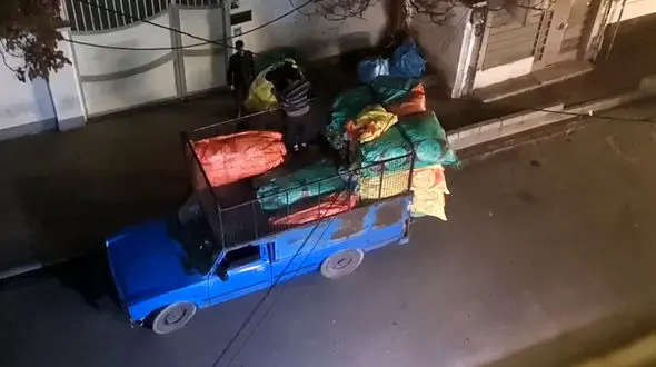 تردد شبانه خودروهای بی نام و نشان با کوله باری از طلای کثیف در تهران/ مسئولان شهری فقط حرف می زنند، خبری از برخورد نیست!