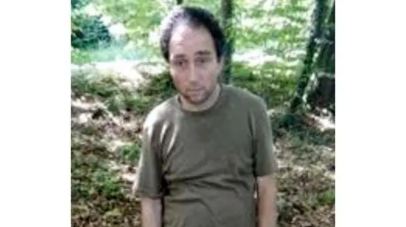 این مرد با اره برقی به دفتر بیمه حمله کرد+ عکس