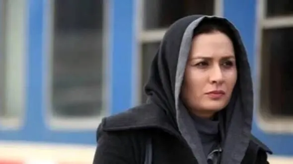 لحظات احساسی پریوش نظریه و دخترش