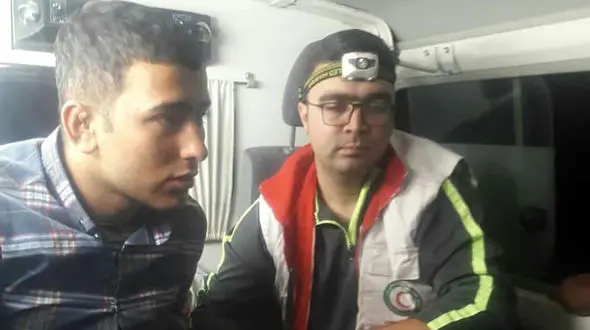 نجات جوان ۱۵ ساله از مرگ حتمی در قلعه باستانی ضحاک + فیلم و عکس