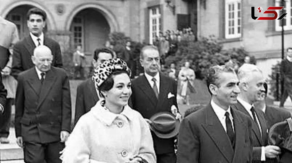 سفر به ایام قدیم سال 1330؛  تیپ فرح دیبا پهلوی وقتی دانش آموز دبیرستان بود!