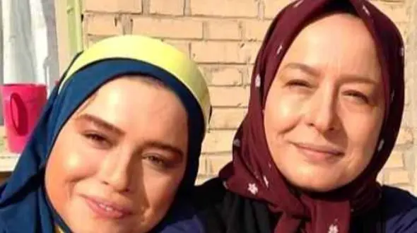 عکس مادر و دختری فوق زیبای مهراوه شریفی‌نیا و آزیتا حاجیان