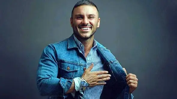 عکس آرمین زارعی در بیمارستان 