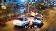 فیلم صحنه وحشتناک یک تصادف در مراغه / واقعا این کارها را نکنید مرگ در یک قدمی است