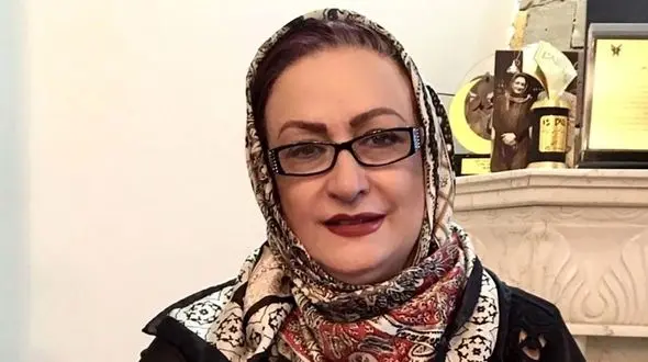 فیلمی از متلک های سنگین مریم امیرجلالی در شام ایرانی برای خانم بازیگران /  چقدر رک و پوست کنده ...