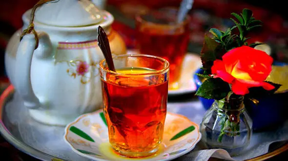 سلامت روده با نوشیدن چای