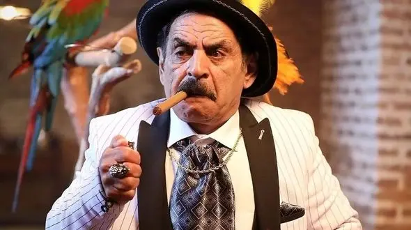 فیلم/ یادی کنیم از آقا رشید و شوخی با شیر مادر/ واااای  واکنش امین زندگانی از خنده بدتر بود که