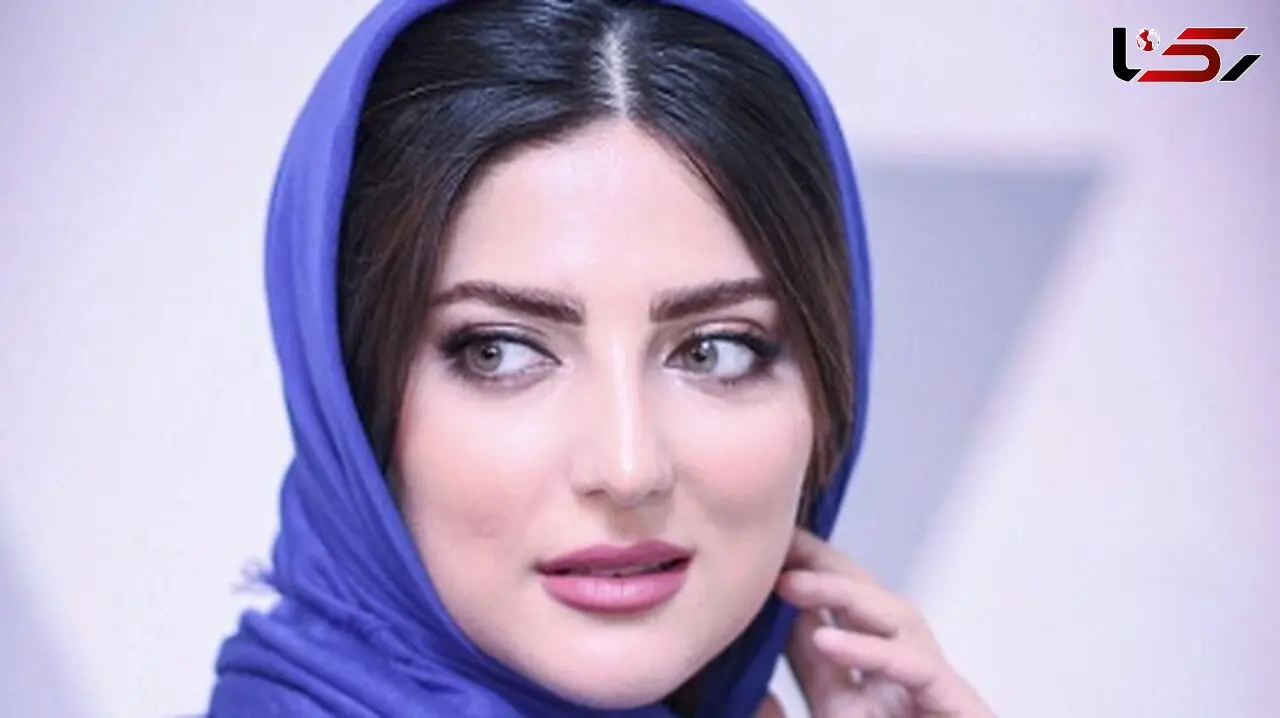 سلفی یادگاری هلیا امامی در کنار مارلون براندو، بازیگر امریکایی معروف