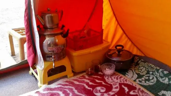 فیلم| صاحبخانه کرجی مستاجرش را چادر خواب کرد! / مادر خانواده پا به ماه است!