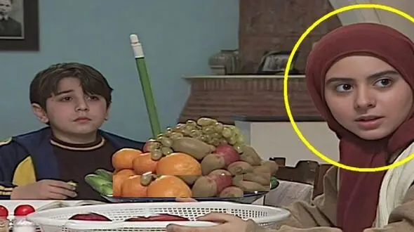 بیوگرافی و عکس‌های شخصی زهرا اویسی از کودکی بانمک تا جوانی زیبا !