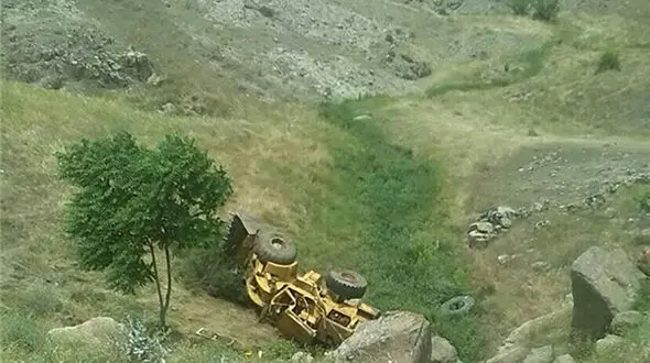مرگ هولناک راننده 45 ساله لودر در اصفهان