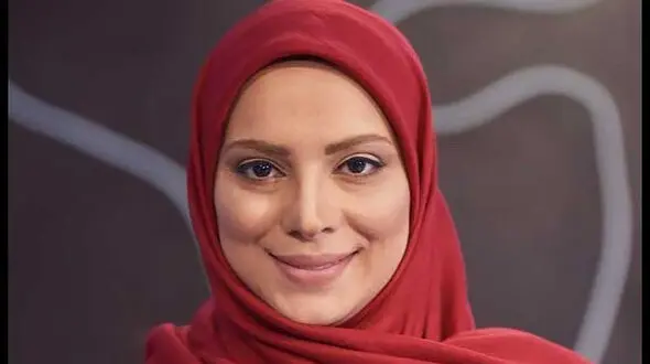 فیلم ناگفته های تلخ خانم مجری از خاک کانادا ! /  روشنک عجمیان چرا از تلویزیون ایران رفت ! 