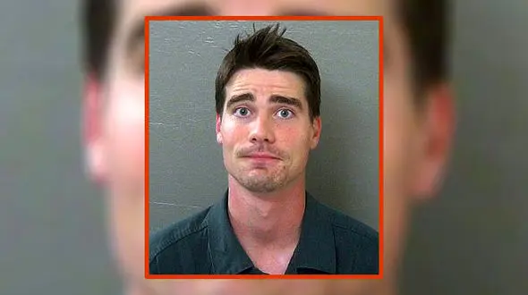 درخواست عجیب از مامورپلیس / من منحرفم دستگیرم کن! + عکس