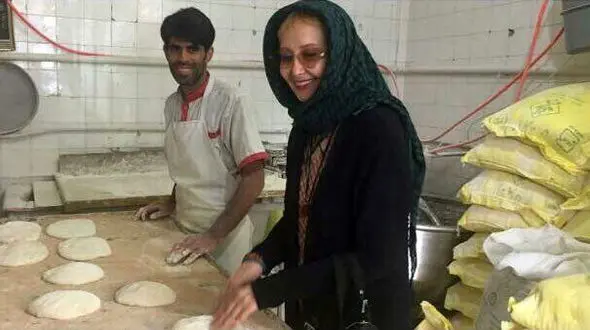 بازیگر زن نانوا شد + عکس