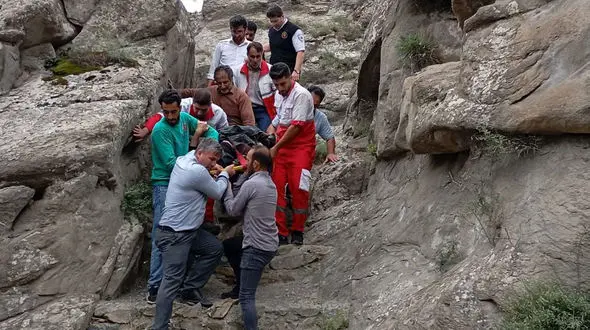 دردسر های هوس کوهنوردی پیر زن آذری زبان / زنگ عملیات به صدا در آمد