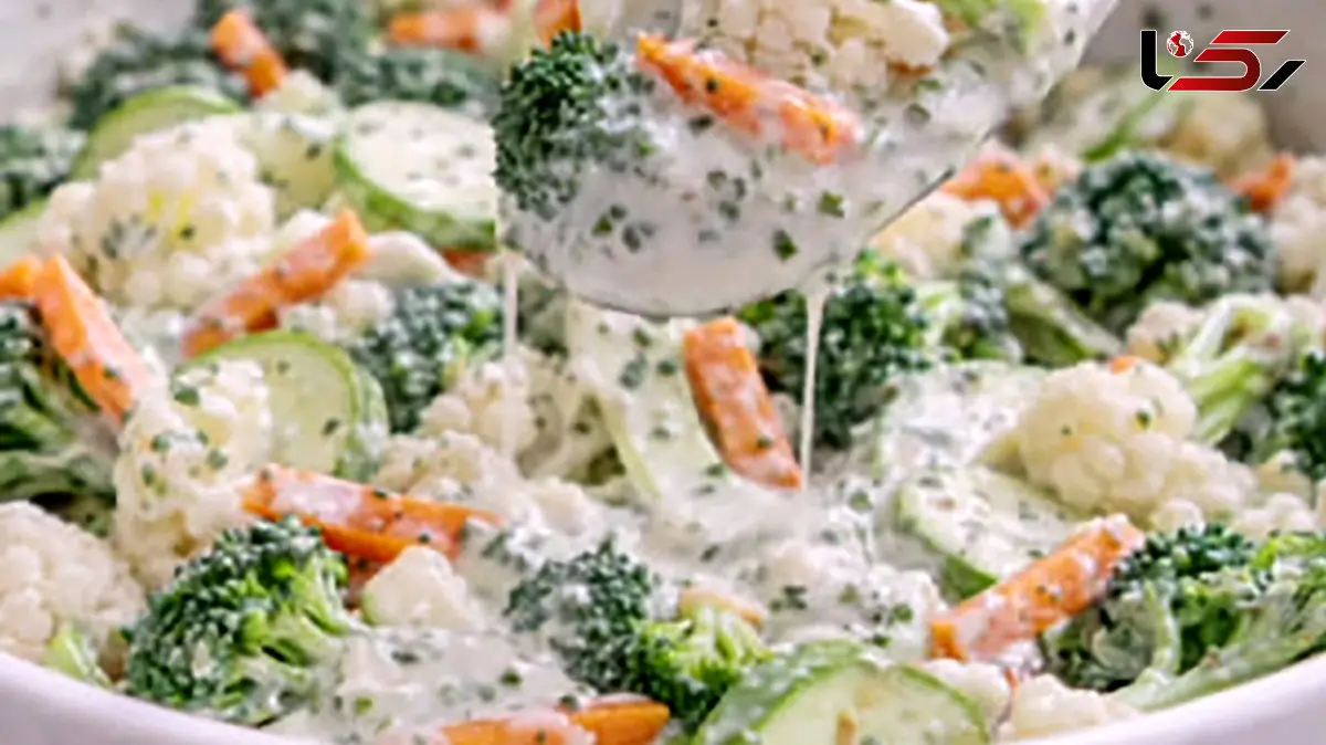 سالاد گل‌ کلم با سس ماست و نارنج / فیلم