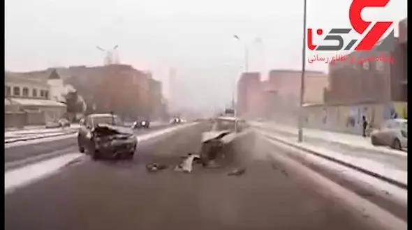 فیلم لحظه وحشتناک تصادف شاخ به شاخ 