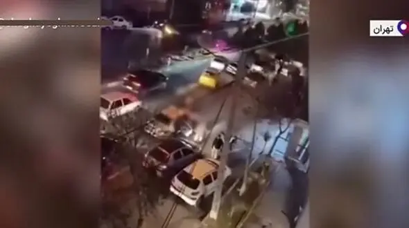 ناگفته های تلخ شوهر یک زن که روی ماشین پلیس مشهد برهنه شده بود + فیلم
