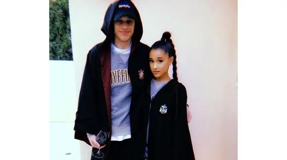 اختلاف قد عجیب خواننده معروف با نامزد جدیدش +عکس
