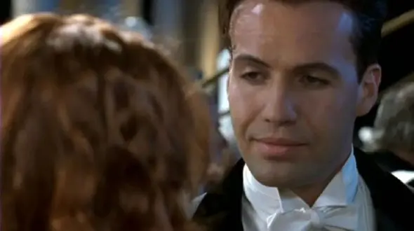 عکس؛ سفر در زمان؛ «کال، نامزد رز در فیلم تایتانیک» در 25 سالگی؛ سال 1370