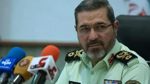 مهری: افزایش ۱۱۵ درصدی حقوق سربازان / فرماندهان سربازان را مانند فرزند خود می دانند