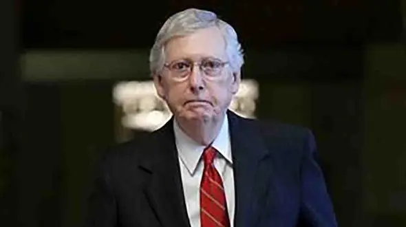 واکنش رهبر اکثریت سنا به عدم پذیرش انتقال قدرت ترامپ
