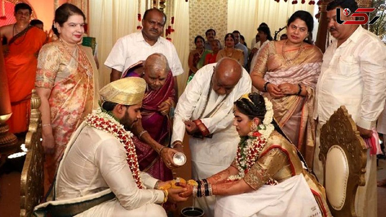 مراسم عروسی پسر مرد سیاستمدار با شکستن قانون قرنطینه کرونا + فیلم / هند