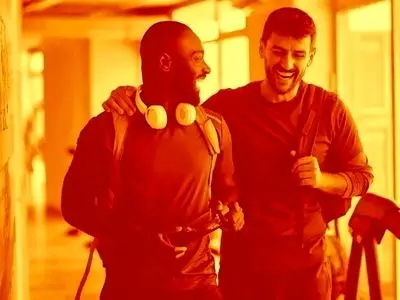 چگونه یک عادت ساده می‌ تواند شما را محبوب‌ تر کند؟