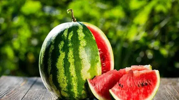 هندوانه و رازهای ترکیبات مغذی آن برای سلامتی