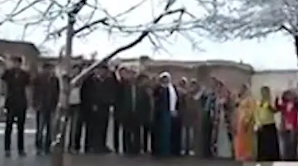 پر جمعیت ترین خانواده ایرانی را بشناسید! + عکس و فیلم 