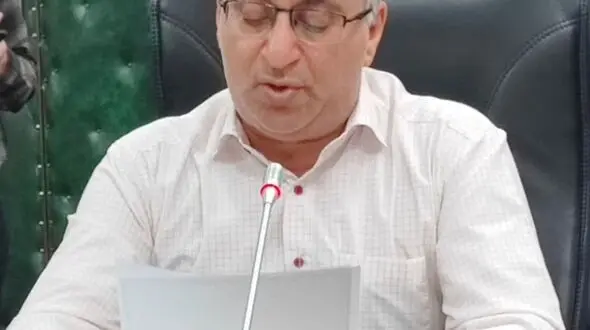 پاسخ دندان شکن به رئیس شورای شهر دزفول؛ شعارگونه حرف نزنید!