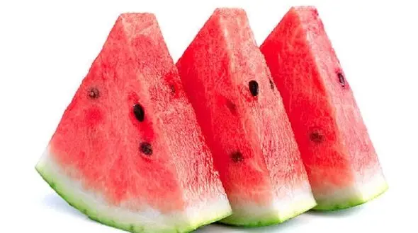 یک قاچ هندوانه چه خواصی دارد؟