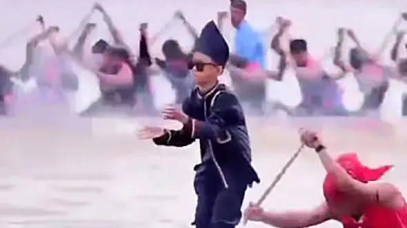 میلیون ها بازدید برای رقص پسر 11 ساله تنها در 10 روز + فیلم