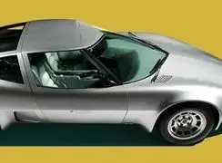 آشنایی با شورولت ائرووت 1976؛ گوهری درخشان در موزه پیترسن + عکس