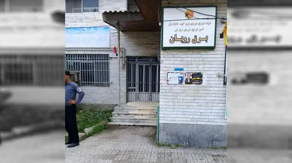 نانوا بخاطر خاموشی ها  خمیر خود را روی پله های اداره برق پهن کرد + عکس