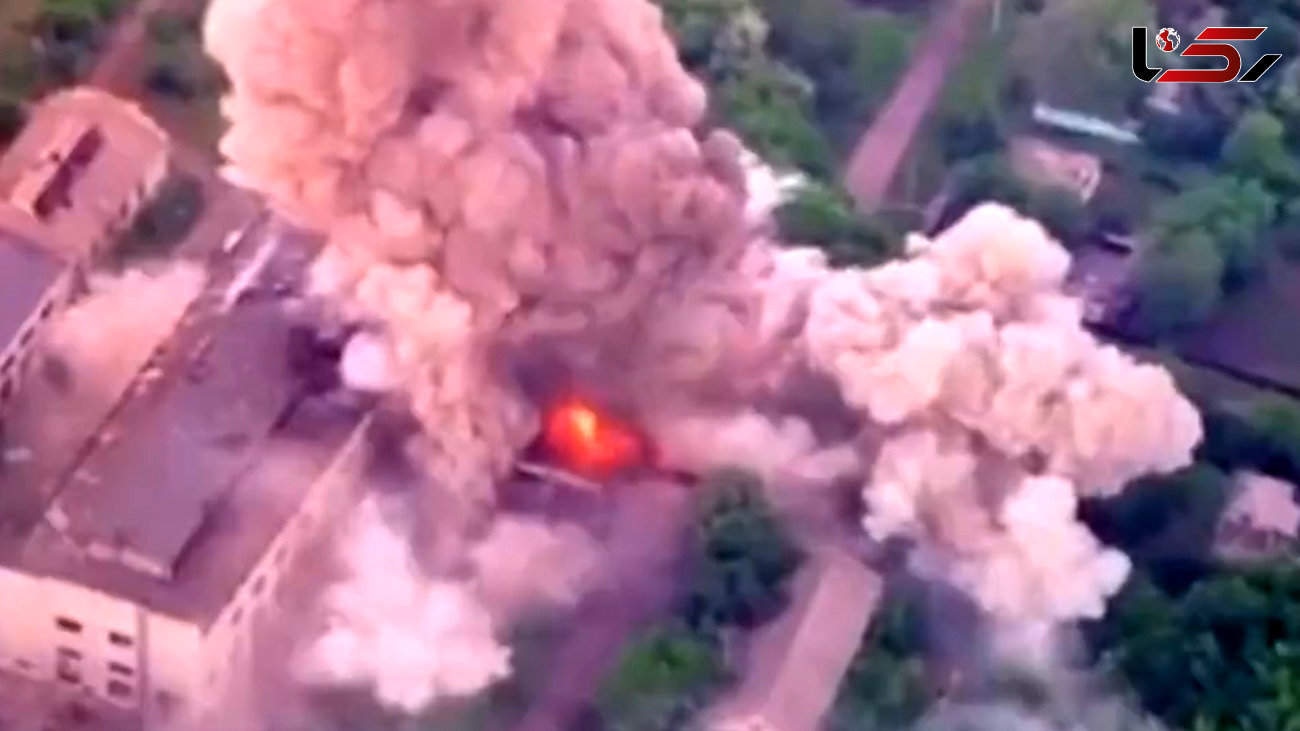 فیلم لحظه انفجار انبار مهمات در اوکراین