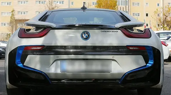 پورشه لاکچری و بی ام دبیلو به دست ماموران نیرو انتظامی توقیف شد + تصاویر 