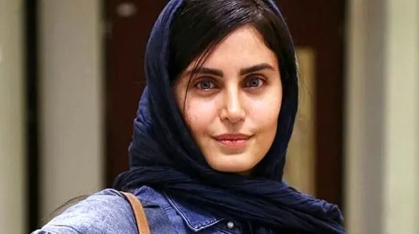 فیلم  فوق زیبای شعرخوانی عاشقانه الناز شاکردوست با چادر و مقنعه/ ای عشق از آتش اصل و نسب داری+ویدیو