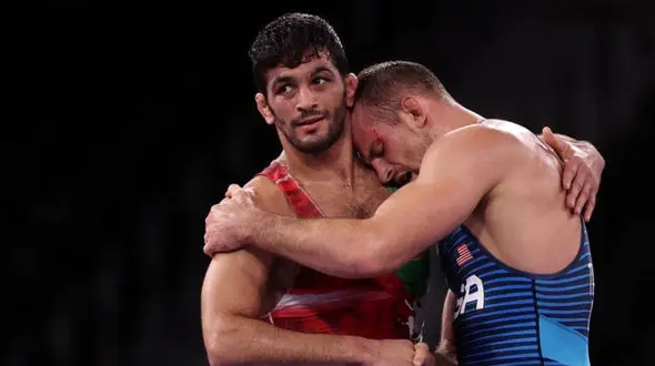 رقیب دیرینه حسن یزدانی گران ترین مربی جهان