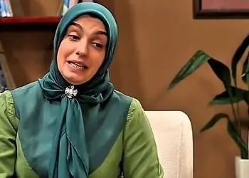 ورژن مینی سریال شوخی کردم هم منتشر شد با سکانس تاریخی مشاعره الیکا عبدالرزاقی و بهنوش بختیاری در خواستگاری مهران غفوریان / به من گفتن تو خفه شو