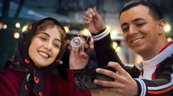 علی شادمان و الیکا ناصری در پشت صحنه سریال «یاغی»