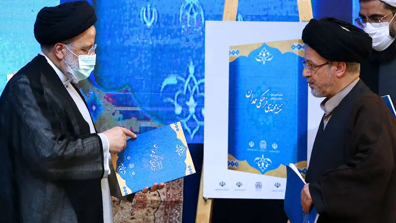 سفر رییس جمهور به همدان - سی امین سفر استانی به همدان وارد شد و با اقشار مختلف مردم و مسئولان دیدار کرد