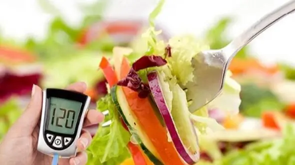 رابطه شگفت‌انگیز غذا و سلامتی: هر آنچه باید بدانید