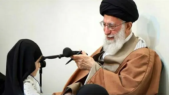 روایتی از شیرین‌زبانی‌ حنانه 3 ساله در دیدار با رهبر انقلاب اسلامی
