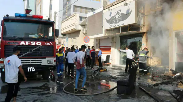 رستوران پاکستانی آبادان در آتش سوخت +عکس