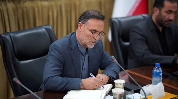 برخی به دلیل گرانی دارو و درمان قید مراجعه به پزشک را زده‌اند/ گرانی دارو خارج از توان مردم است