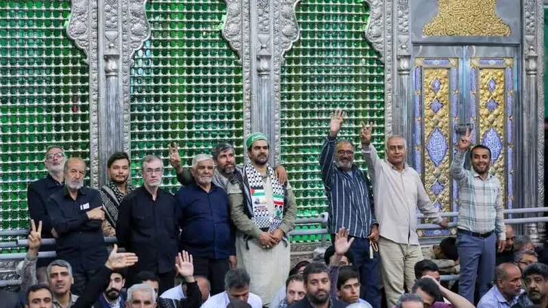  حضرت آیت الله خامنه ای ، رهبر معظم انقلاب اسلامی امروز( چهارشنبه ) در مراسم سی و ششمین سالگرد ارتحال امام خمینی (ره) بنیانگذار جمهوری اسلامی ایران 